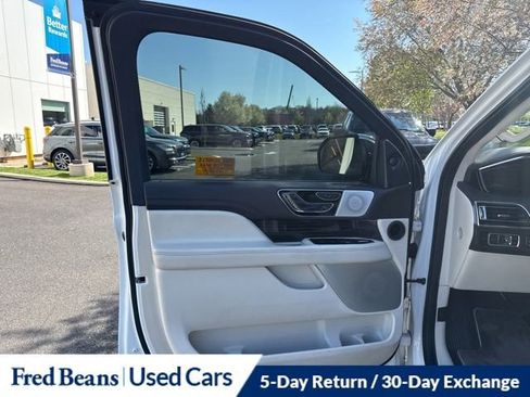 Used 2023 Lincoln Navigator Black Label image 9
