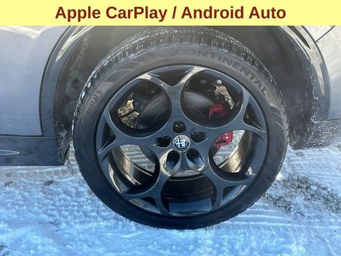 Used 2024 Alfa Romeo Stelvio Veloce image 9