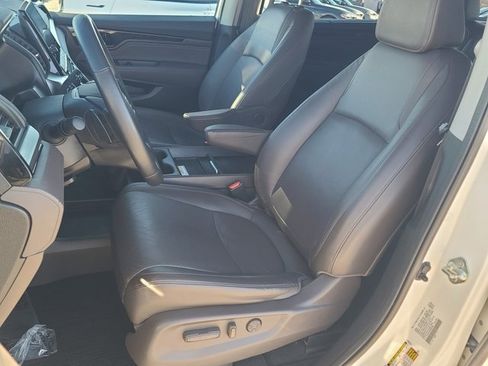 Used 2019 Honda Odyssey Elite image 16