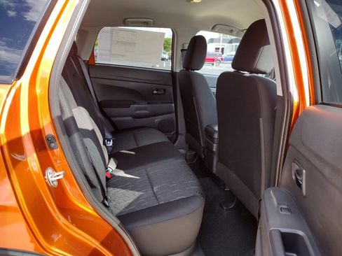 New 2025 Mitsubishi Outlander Sport ES image 9