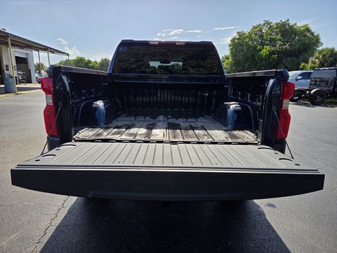 Used 2022 Chevrolet Silverado 1500 Custom RWD image 13