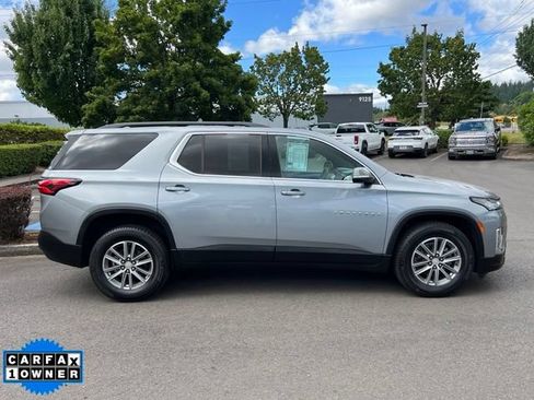 Used 2023 Chevrolet Traverse LT w/ LPO, Cargo Package AWD/4WD image 8