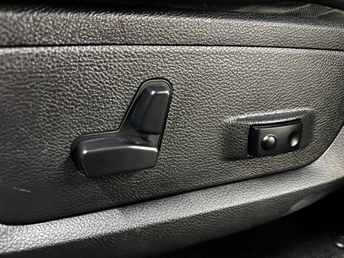 Used 2013 RAM 1500 Sport w/ Sport Premium Group AWD/4WD image 25