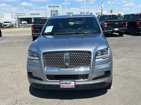 Used 2022 Lincoln Navigator L Reserve AWD/4WD image 8
