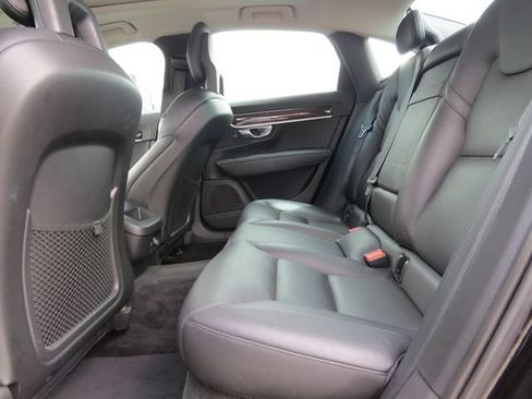 Used 2017 Volvo S90 T6 Momentum w/ Vision Package AWD/4WD image 11
