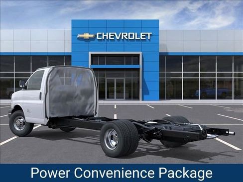 New 2026 Chevrolet Express 3500 w/ Power Convenience Package image 3