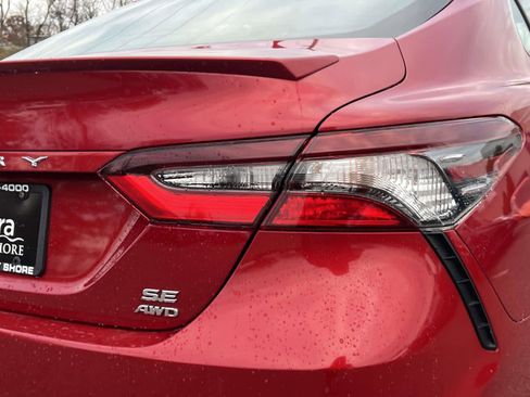 Used 2021 Toyota Camry SE image 7