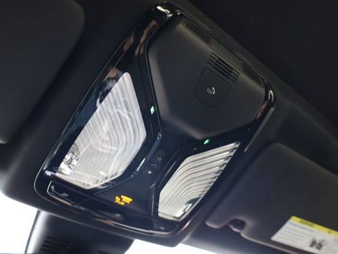 Used 2023 BMW 330i xDrive Sedan w/ Driving Assistance Package image 22