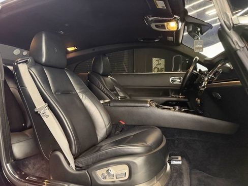 Used 2015 Rolls-Royce Wraith RWD image 24