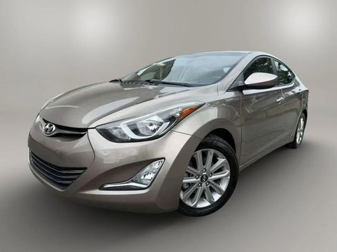 Used 2014 Hyundai Elantra SE w/ Option Group 02 FWD image 1
