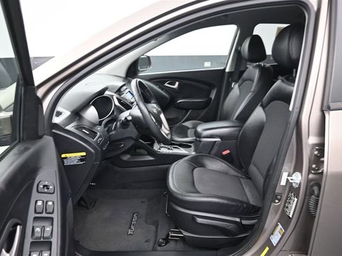 Used 2013 Hyundai Tucson GLS AWD/4WD image 11