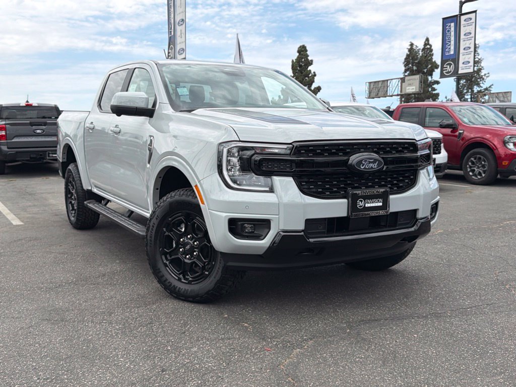 New 2026 Ford Ranger Lariat w/ Black Appearance Package AWD/4WD image 3