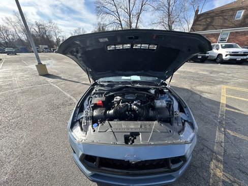 Used 2025 Ford Mustang GT Premium image 30