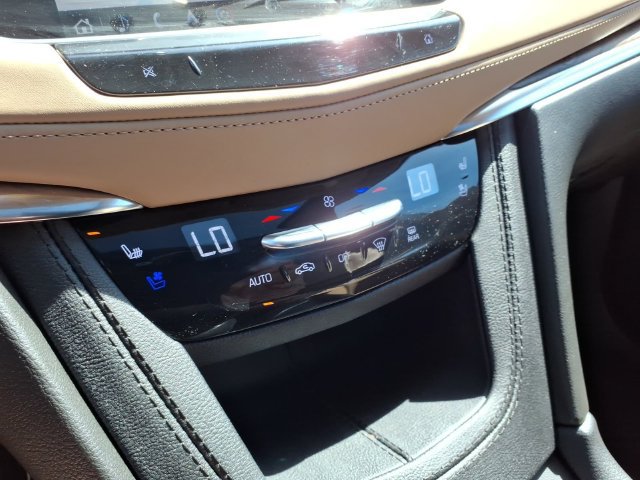 Used 2023 Cadillac XT5 Sportv w/ Platinum Package AWD/4WD image 33