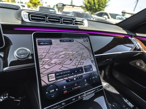 Used 2022 Mercedes-Benz S 580 4MATIC Sedan image 11