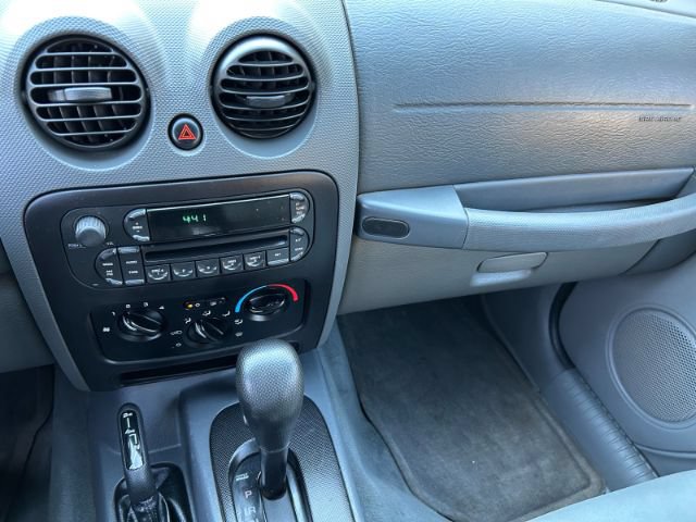Used 2006 Jeep Liberty Sport AWD/4WD image 14
