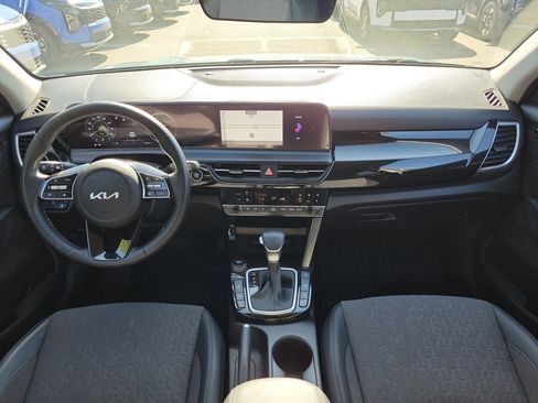 Certified 2024 Kia Seltos S AWD/4WD image 17