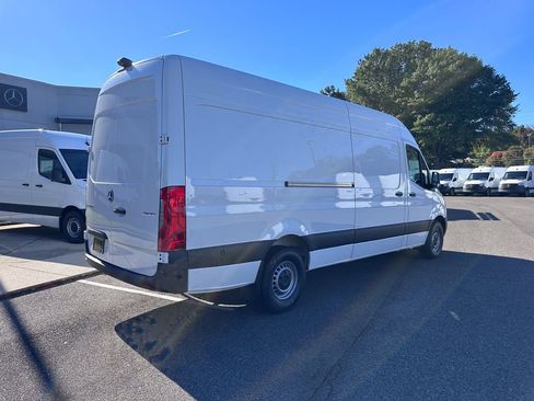 New 2026 Mercedes-Benz Sprinter 2500 image 10