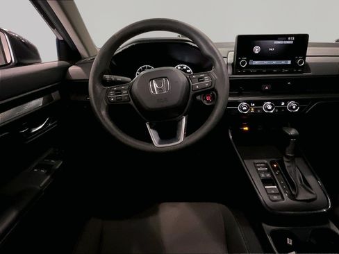 Used 2025 Honda CR-V LX image 8