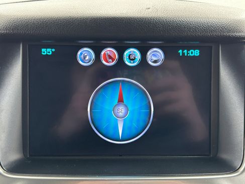 Used 2020 Chevrolet Suburban LT AWD/4WD image 7