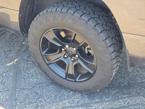 Used 2023 RAM 1500 Big Horn AWD/4WD image 22