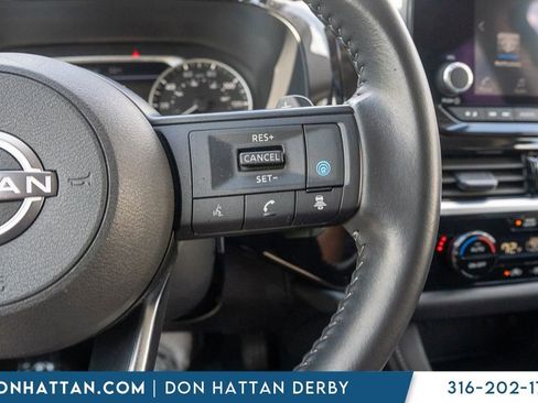 Used 2025 Nissan Pathfinder SV FWD image 13