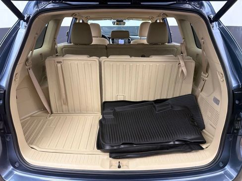 Used 2019 Toyota Highlander Limited AWD/4WD image 38