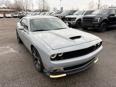 Used 2021 Dodge Challenger R/T w/ Blacktop Package image 3