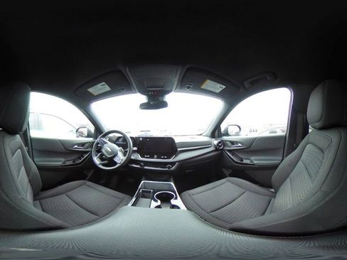 Used 2025 Chevrolet Equinox LT image 42