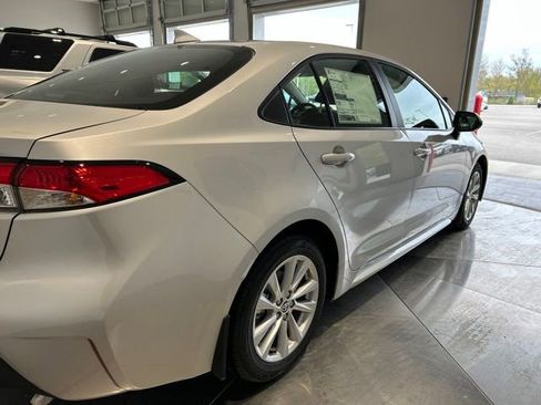 New 2026 Toyota Corolla LE FWD image 7