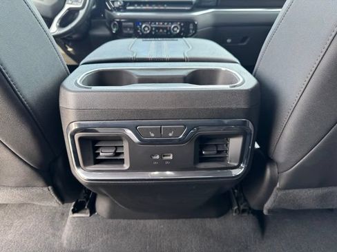 Used 2024 Chevrolet Silverado 3500 High Country w/ Technology Package AWD/4WD image 10