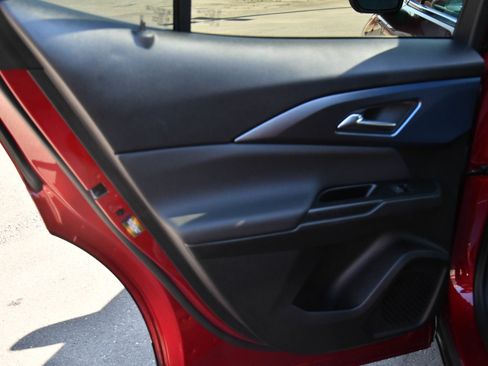 Used 2024 Chevrolet Equinox EV LT w/ LPO, Trailering Package image 41