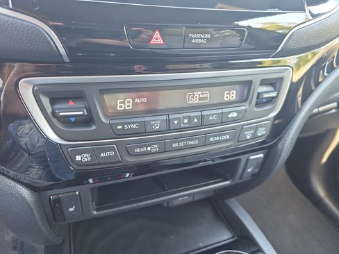 Used 2021 Honda Passport Touring image 23