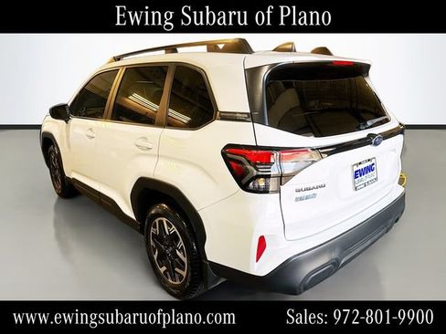 Used 2026 Subaru Forester Premium AWD/4WD image 5
