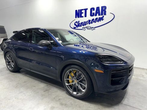 Used 2024 Porsche Cayenne Turbo GT image 1