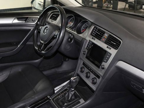 Used 2015 Volkswagen Golf TDI SEL FWD image 18