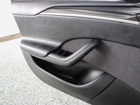 Used 2022 Tesla Model S Plaid image 20