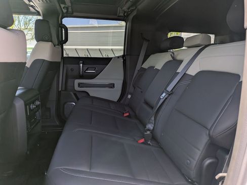 New 2026 GMC Hummer EV SUV image 19