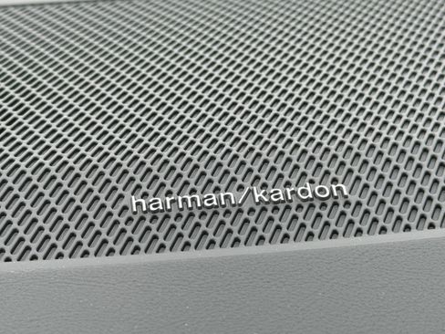 Used 2026 Volvo XC90 B6 Ultra w/ Protection Package image 18