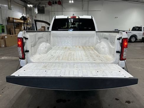 Used 2019 RAM 1500 Big Horn AWD/4WD image 25