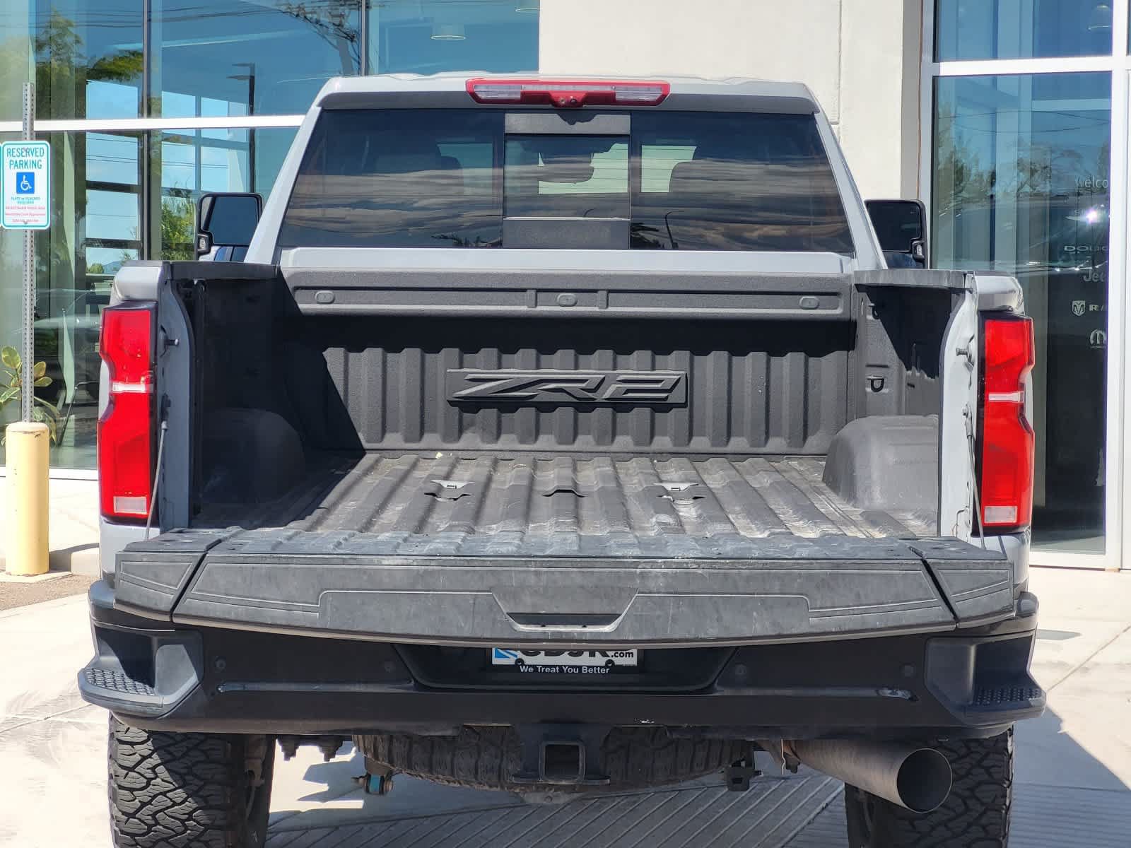 Used 2024 Chevrolet Silverado 2500 ZR2 w/ Technology Package AWD/4WD image 27