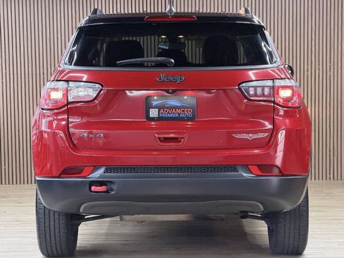 Used 2018 Jeep Compass Trailhawk AWD/4WD image 12