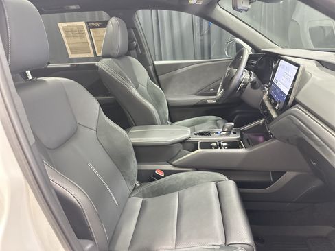 Used 2024 Lexus TX 350 AWD w/ Technology Package image 34
