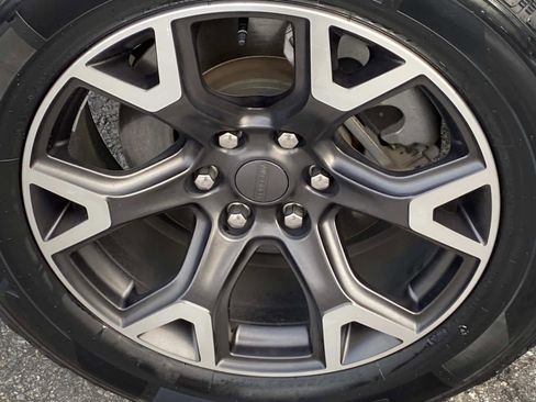 Used 2024 Jeep Wagoneer Series III image 32