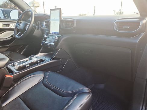 Used 2023 Ford Explorer ST w/ Equipment Group 401A image 10