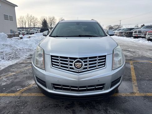 Used 2014 Cadillac SRX Luxury image 3