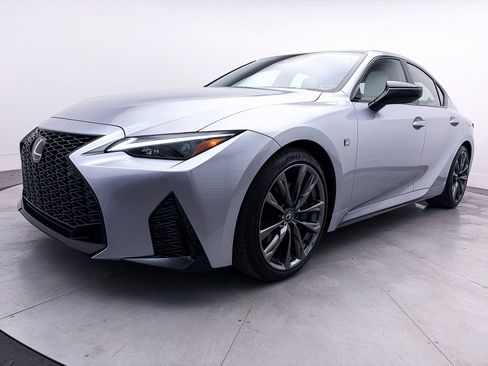 Used 2025 Lexus IS 350 F Sport w/ Navigation Package image 15