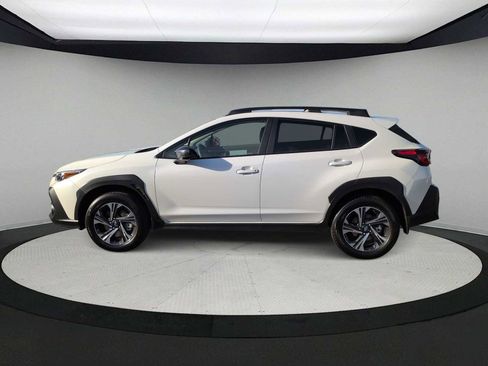 Used 2024 Subaru Crosstrek 2.0i Premium image 5