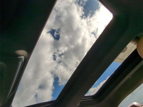 Used 2023 Cadillac CT5 Luxury image 18