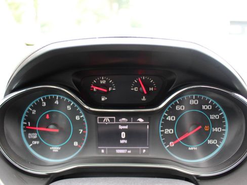 Used 2018 Chevrolet Cruze LT FWD image 21